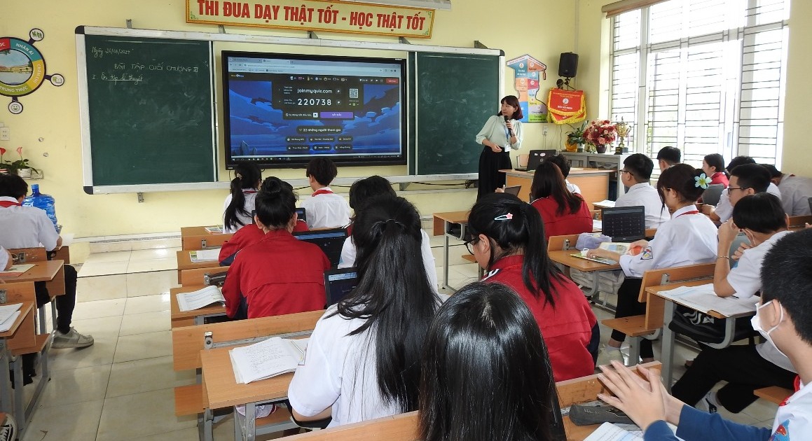 Hiệu quả từ phòng học thông minh ở Quảng Ninh