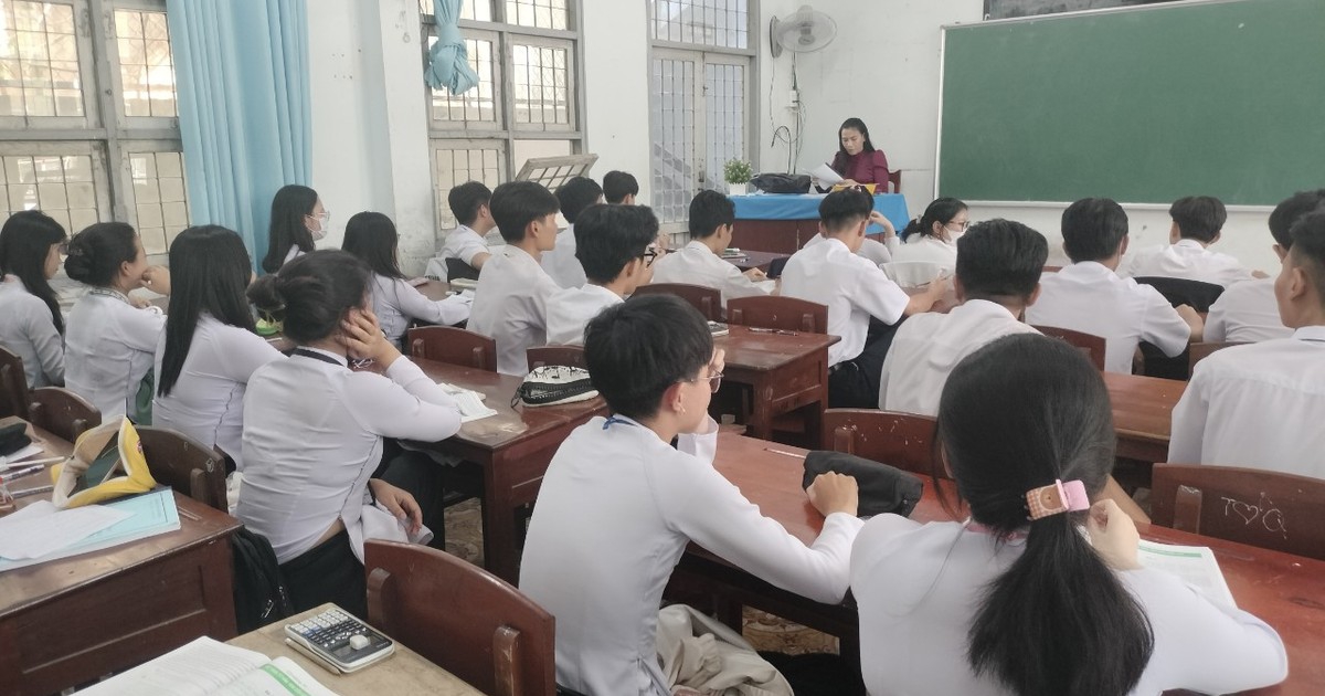 Trường học ở Cà Mau đồng hành cùng trò chuẩn bị kỳ thi Đánh giá năng lực