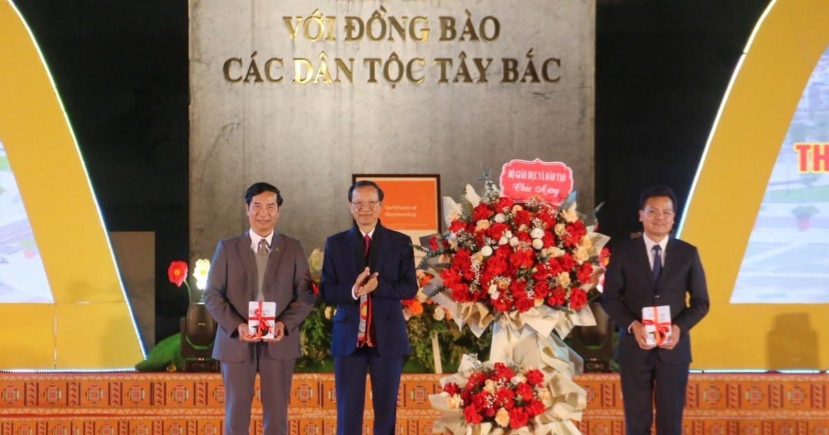 Thứ trưởng Phạm Ngọc Thưởng chúc mừng Sơn La có &apos;Thành phố học tập toàn cầu&apos;