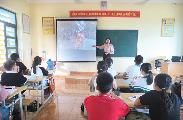 Khơi dậy tình yêu quê hương qua chương trình giáo dục địa phương ở Phú Thọ
