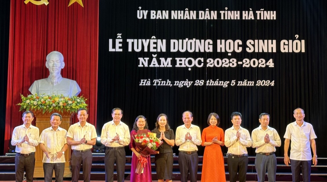 Hà Tĩnh tổ chức Lễ tuyên dương học sinh giỏi năm học 2023-2024