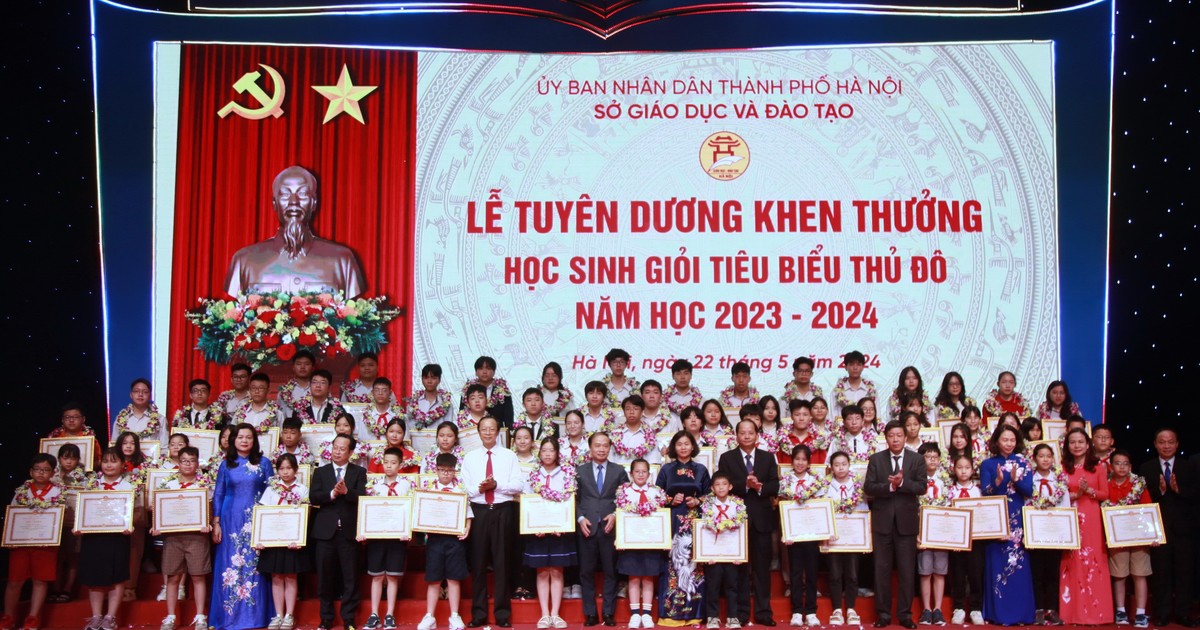 Hà Nội tuyên dương 820 học sinh giỏi tiêu biểu năm học 2023-2024