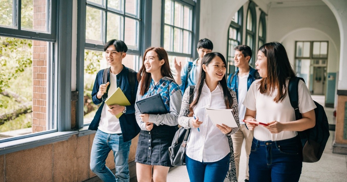 Xu hướng học ngoại ngữ: tiếng Nhật và tiếng Hàn ngày càng thu hút học sinh Việt