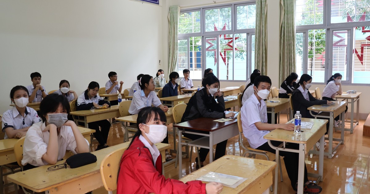 Thí sinh đăng ký thi vào trường chuyên ở Đắk Lắk giảm