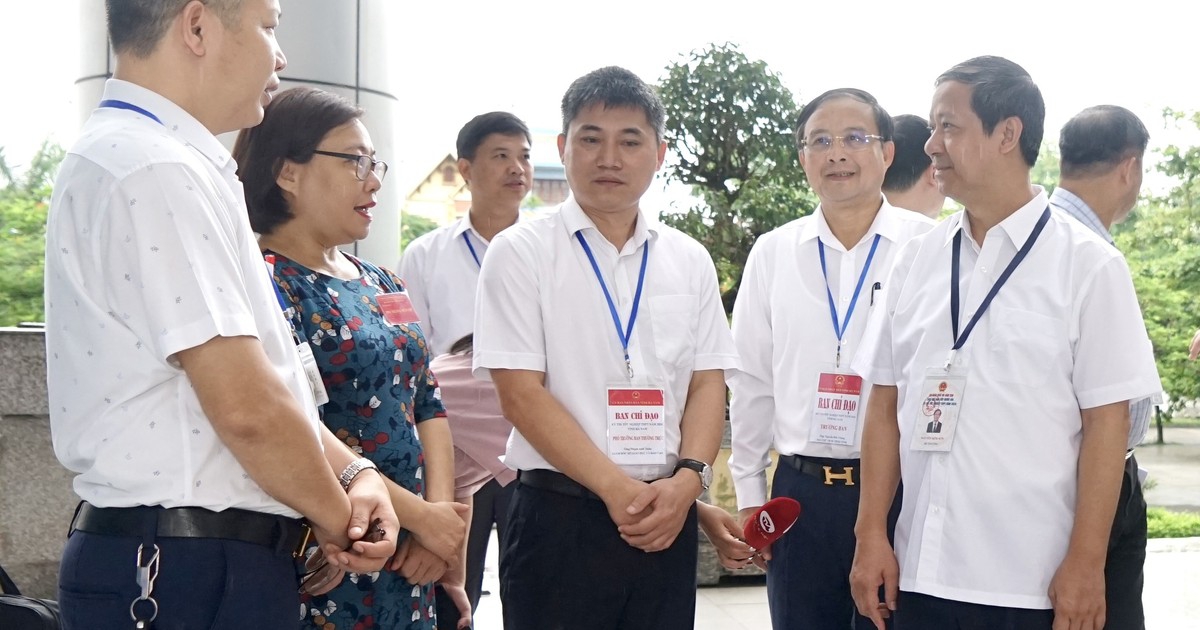 Bộ trưởng Nguyễn Kim Sơn: Chăm lo tốt nhất cho thí sinh dự thi tốt nghiệp THPT