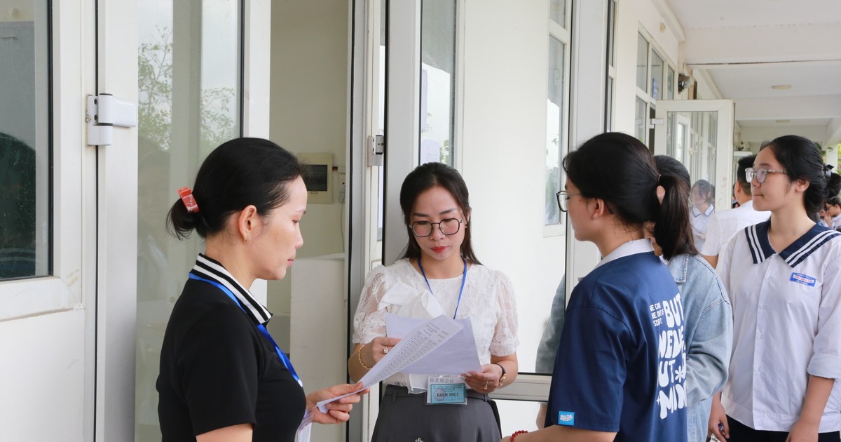 Hải Phòng: 1.990 thí sinh thi tuyển sinh lớp 10 Trường THPT chuyên Trần Phú