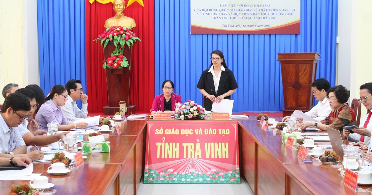 Khảo sát tình hình dạy, học tiếng dân tộc cho đồng bào dân tộc tại tỉnh Trà Vinh
